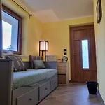 Lo Noyer Et Les Roses Bed & Breakfast