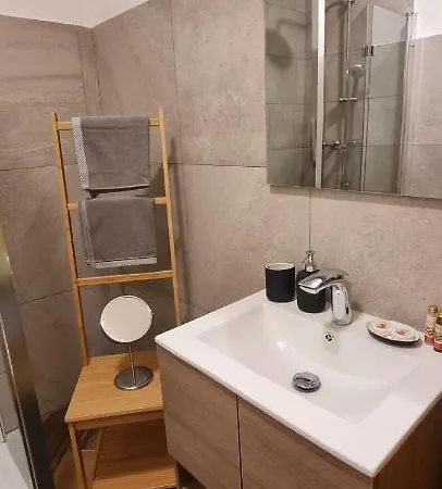 Lo Noyer Et Les Roses 3* 圣尼古拉斯