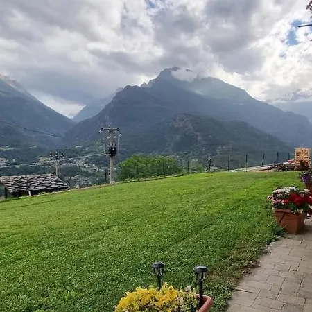 Lo Noyer Et Les Roses 圣尼古拉斯