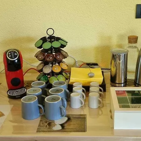 住宿加早餐酒店 Lo Noyer Et Les Roses