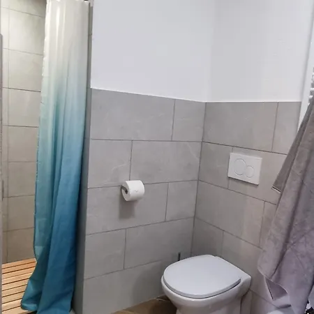 Bed & Breakfast Lo Noyer Et Les Roses