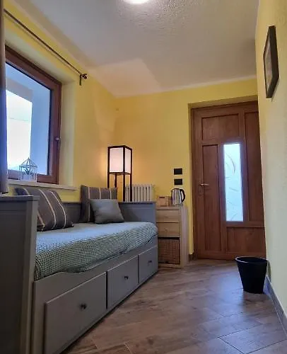 Lo Noyer Et Les Roses Bed & Breakfast