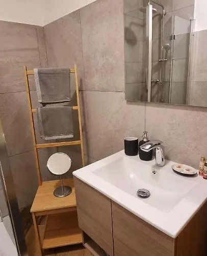 Lo Noyer Et Les Roses 3* サン・ニコラ