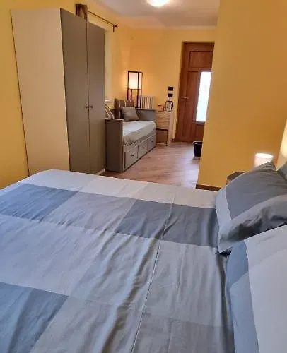 Lo Noyer Et Les Roses Bed & Breakfast Saint Nicolas