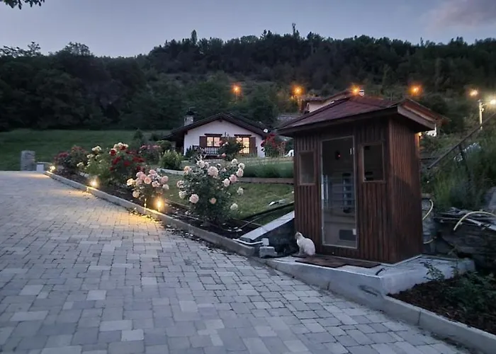 Bed & Breakfast Lo Noyer Et Les Roses Saint-Nicolas