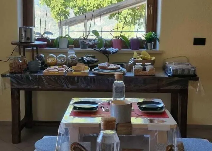 Bed & Breakfast Lo Noyer Et Les Roses 3*