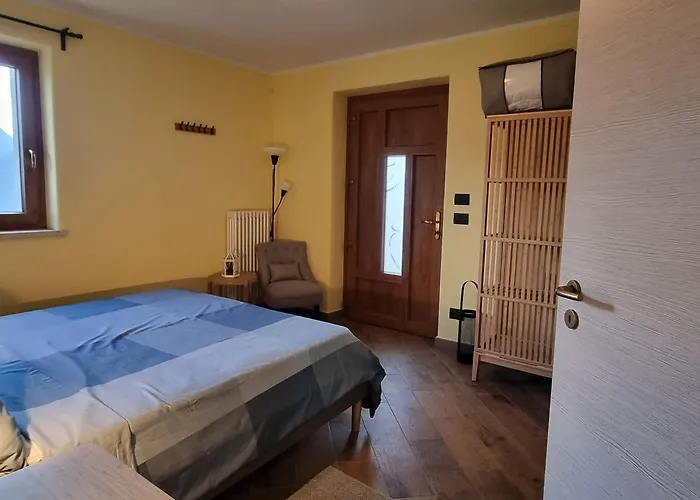 Lo Noyer Et Les Roses Saint Nicolas